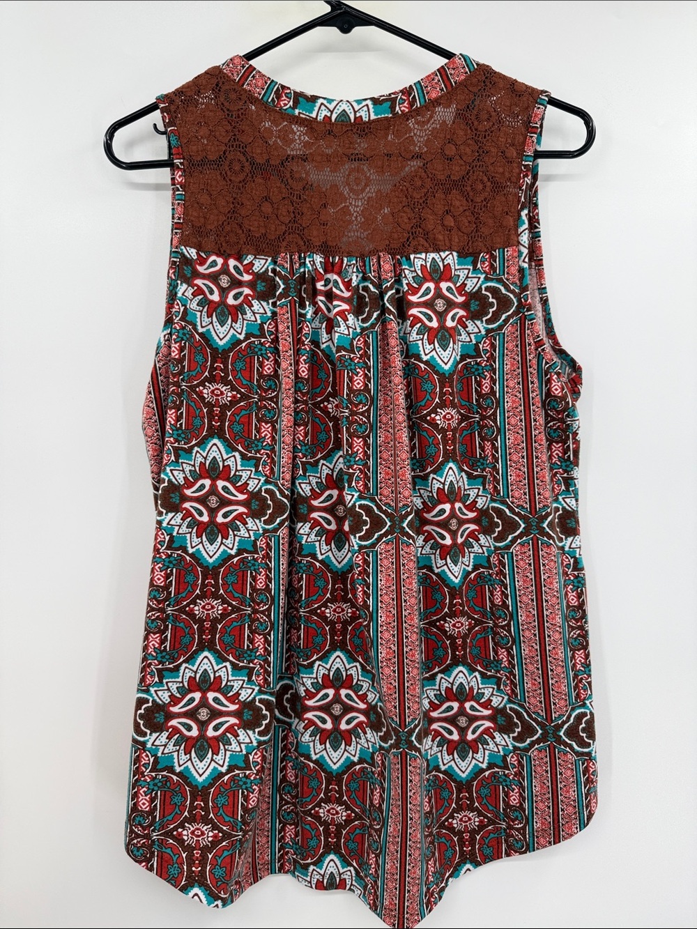 Absolutely Famous Sleeveless Tank Top w/Print Size XL Lace Detail Western Boho - Picture 3 of 9